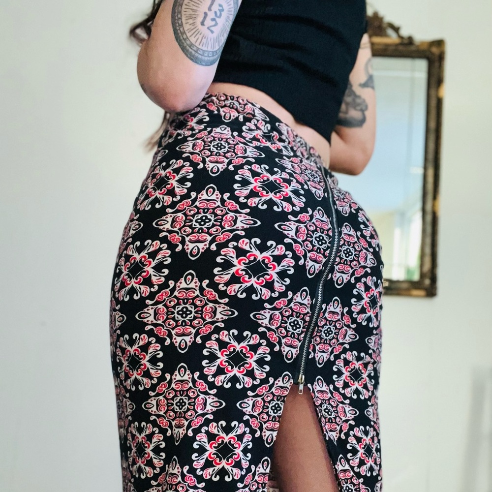 Paisley Design Zipper Skirt